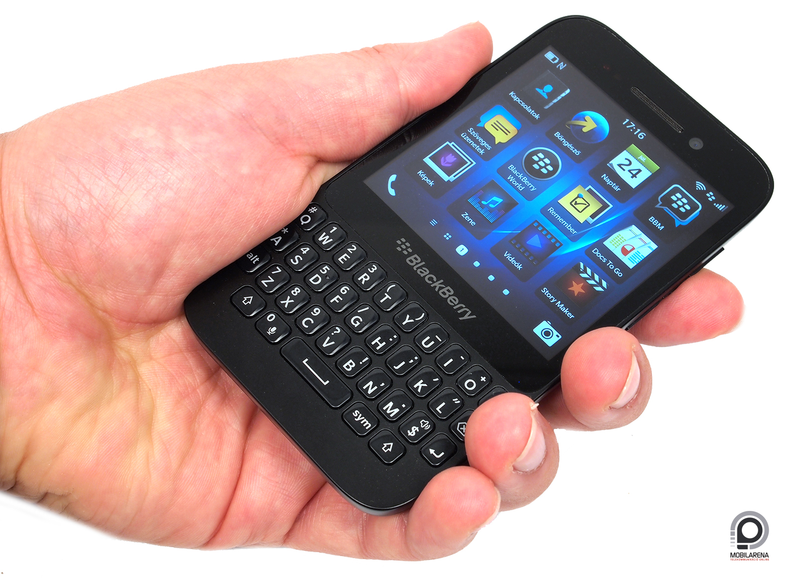 BlackBerry Q5 - szándékosan plasztik - Mobilarena Okostelefon teszt