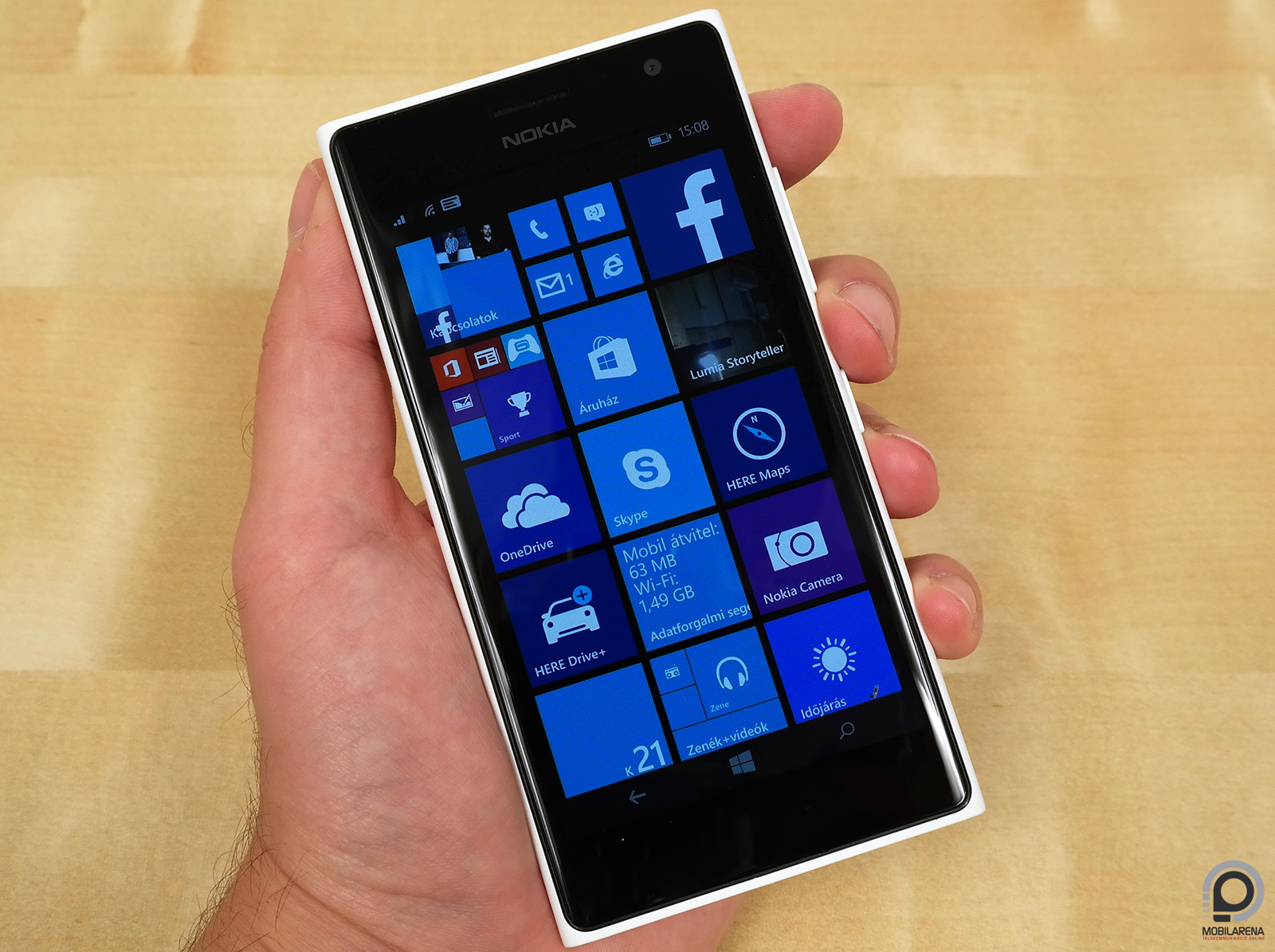 Nokia Lumia 735 - maga felé hajlik a keze - Mobilarena Okostelefon teszt -  Nyomtatóbarát verzió
