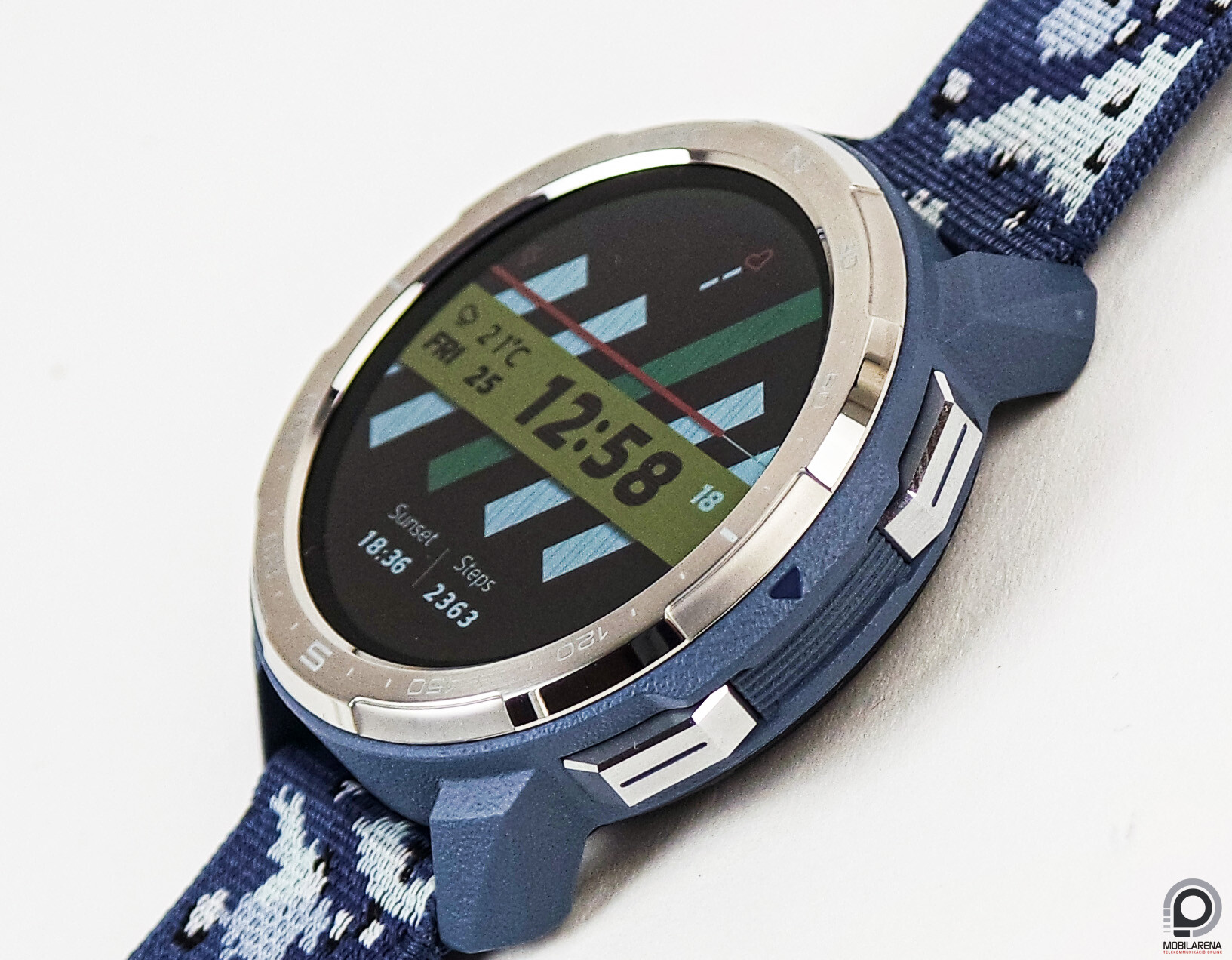 Honor Watch GS Pro - strapacska - Mobilarena Tartozékok teszt